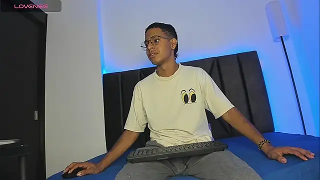 StellayDrake online show from 02.20.26