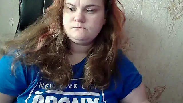 Snapshot of DollyGersoon chatting on 02.15.26 DollyGersoon online show from 02.15.26