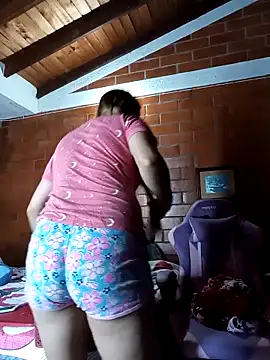 cristalprincess  online show from 02.23.26