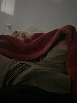 Snapshot of gold221298 chatting on 02.13.26 gold221298 online show from 02.13.26