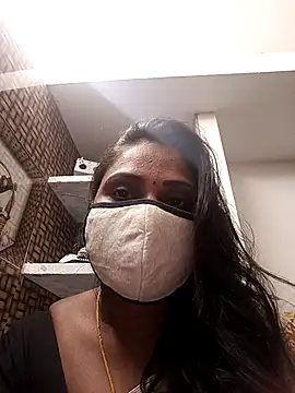 Snapshot of Tamil_Hot_Nisha chatting on 02.10.26 Tamil Hot Nisha online show from 02.10.26