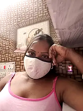 Snapshot of Tamil_Hot_Nisha chatting on 02.13.26 Tamil Hot Nisha online show from 02.13.26