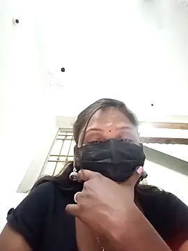 Snapshot of Tamil_Hot_Nisha chatting on 02.24.26 Tamil Hot Nisha online show from 02.24.26