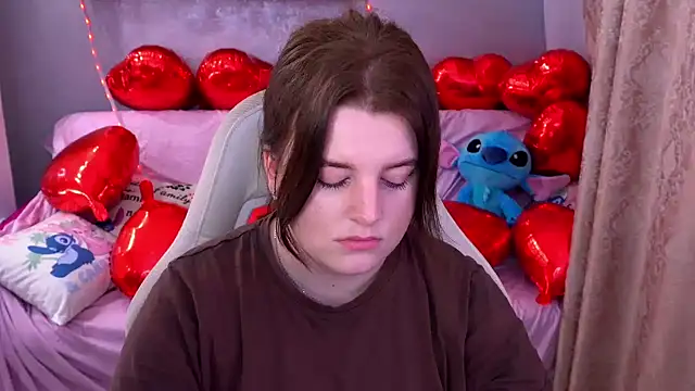 Snapshot of KristiFoxy chatting on 02.09.26 KristiFoxy online show from 02.09.26