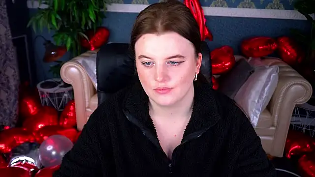 Snapshot of KristiFoxy chatting on 02.12.26 KristiFoxy online show from 02.12.26