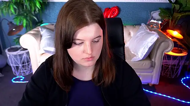 Snapshot of KristiFoxy chatting on 02.24.26 KristiFoxy online show from 02.24.26