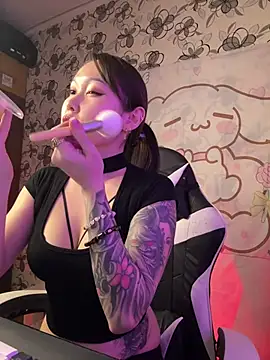 Snapshot of YukiiTYAN chatting on 02.12.26 YukiiTYAN online show from 02.12.26