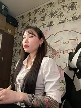 Snapshot of YukiiTYAN chatting on 02.26.26 YukiiTYAN online show from 02.26.26