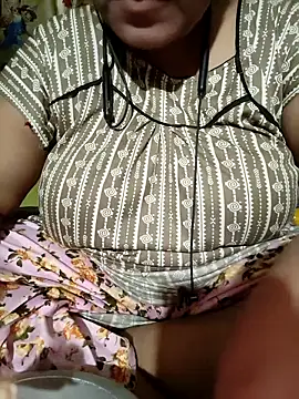 06Rozi online show from 04.17.26