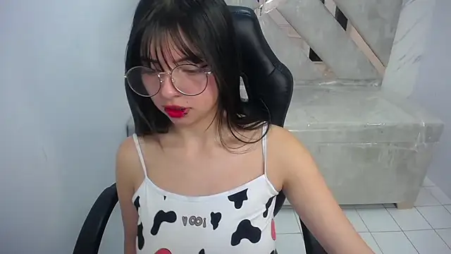 elizabeth t  online show from 03.16.26