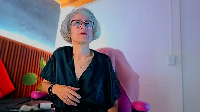 miss monserrate01 online show from 02.05.26