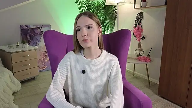 Snapshot of FranciscaGaring chatting on 02.04.26 FranciscaGaring online show from 02.04.26