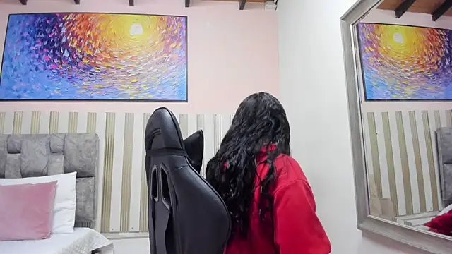 nina glow online show from 05.30.26