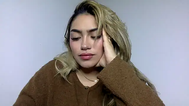 Snapshot of Maddy_Beluci chatting on 07.16.26 Maddy Beluci online show from 07.16.26