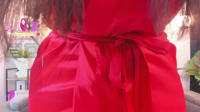 violet scott  online show from 02.14.26