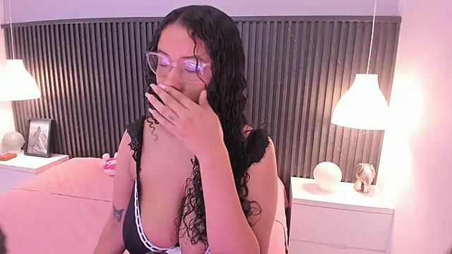 Lena Ricci online show from 04.07.26