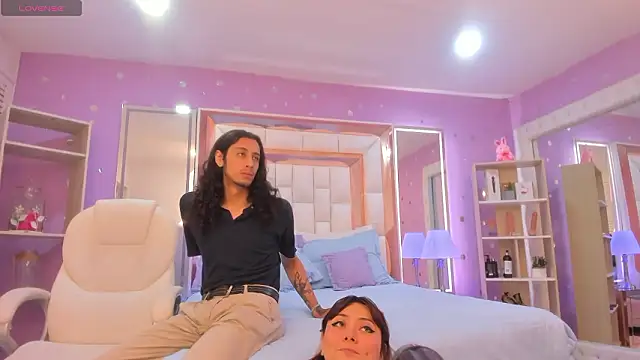 Snapshot of Goldentemptation_ chatting on 03.25.26 Goldentemptation online show from 03.25.26