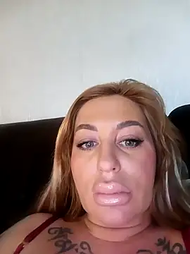 MiaMooly online show from 02.22.26