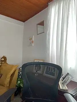Snapshot of JulietaRiios chatting on 05.16.26 JulietaRiios online show from 05.16.26