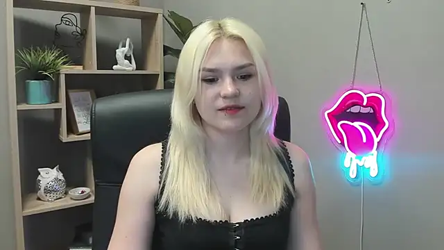 SweetLilyxo online show from 05.08.26