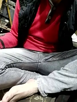 Snapshot of Aww21 chatting on 04.01.26 Aww21 online show from 04.01.26