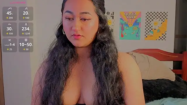Snapshot of hipatia1moretime chatting on 05.06.26 hipatia1moretime online show from 05.06.26