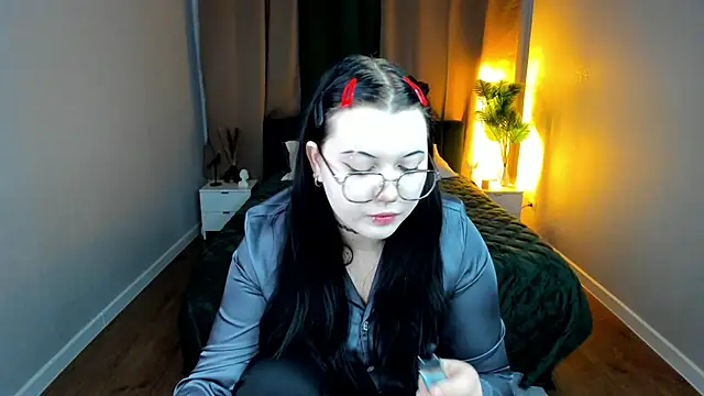 Kira G0ld online show from 03.18.26