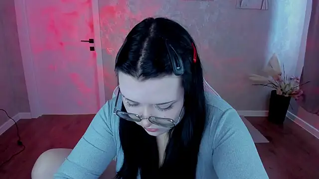 Kira G0ld online show from 03.31.26