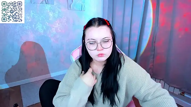 Kira G0ld online show from 04.17.26