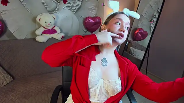 Snapshot of RachelDiRose chatting on 02.15.26 RachelDiRose online show from 02.15.26