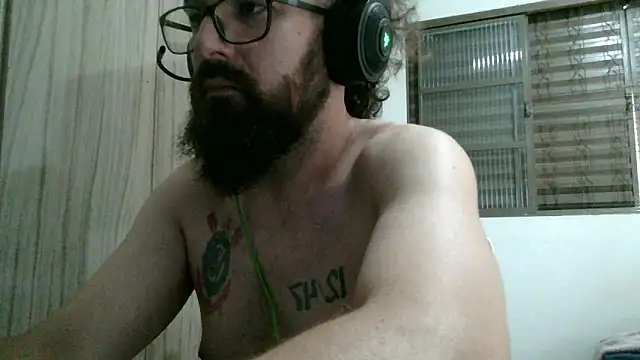 Redlovecouple online show from 02.12.26