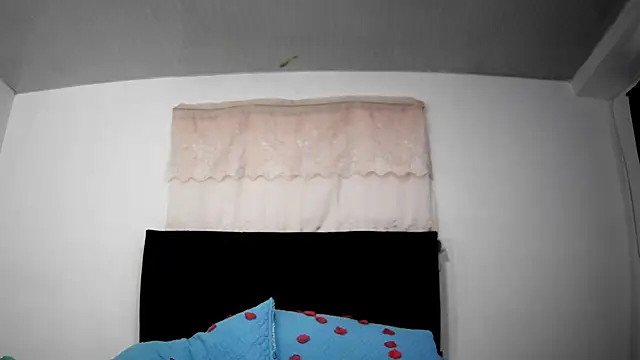 Snapshot of Valeryfox08 chatting on 02.14.26 Valeryfox08 online show from 02.14.26