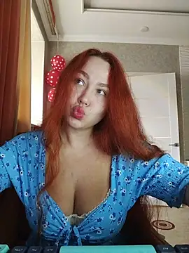 LolaaMint  online show from 02.20.26