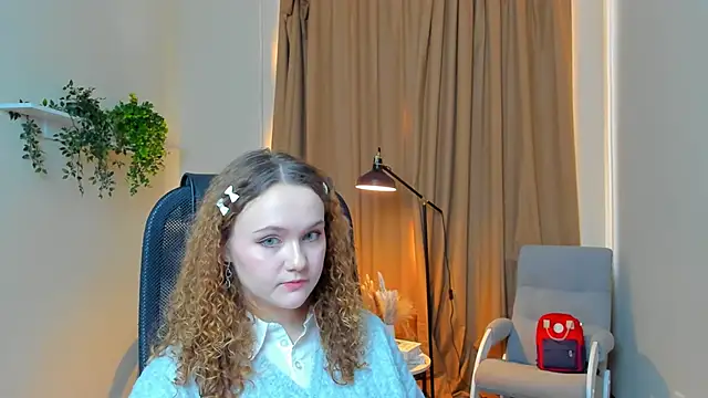 Snapshot of PaulFalha chatting on 02.04.26 PaulFalha online show from 02.04.26