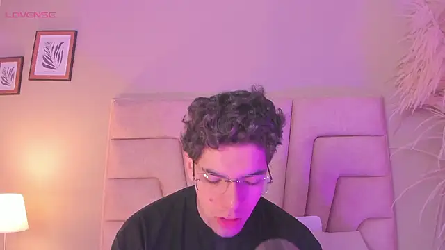 Axel Creed online show from 02.10.26