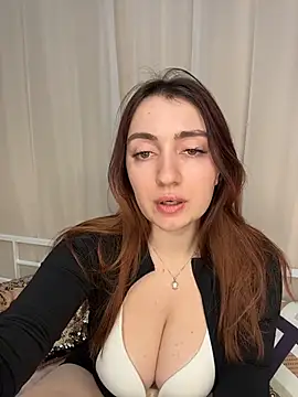 Linnea  online show from 02.12.26