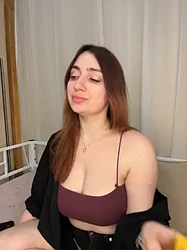 Linnea  online show from 02.16.26