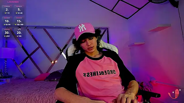 Snapshot of thanier_18 chatting on 03.12.26 thanier 18 online show from 03.12.26
