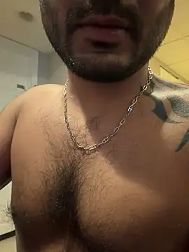 Snapshot of DaggerTie chatting on 02.20.26 DaggerTie online show from 02.20.26