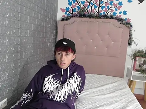 Snapshot of Damian20261 chatting on 02.17.26 Damian20261 online show from 02.17.26