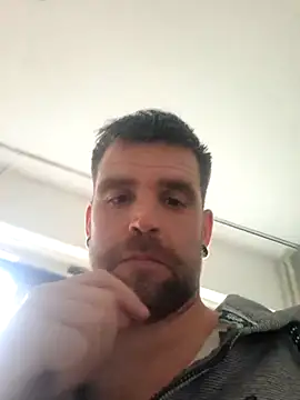 Snapshot of Bashard chatting on 02.10.26 Bashard online show from 02.10.26