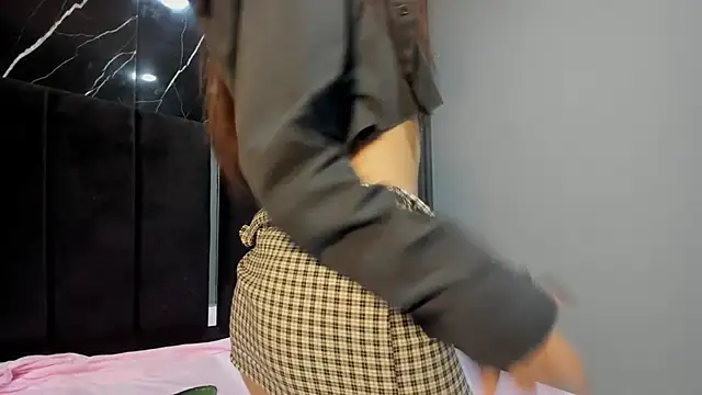 Snapshot of LunaSmithly chatting on 02.12.26 LunaSmithly online show from 02.12.26