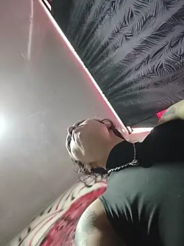 CharlotteKravizz online show from 02.27.26