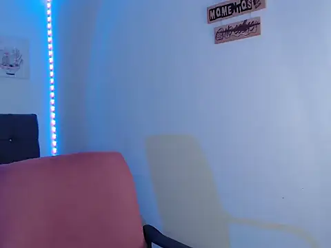 latin riahnna jp online show from 03.18.26