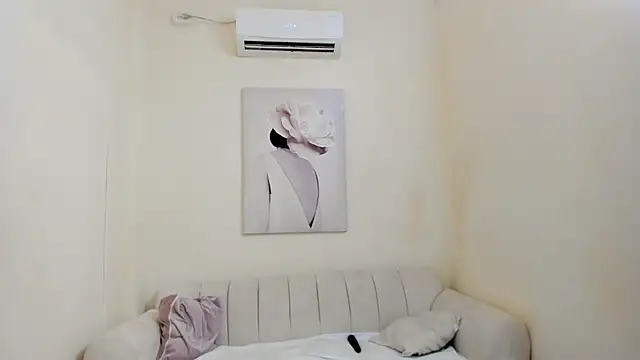 salome velour online show from 02.18.26