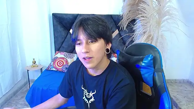 nikoo 18 online show from 03.10.26