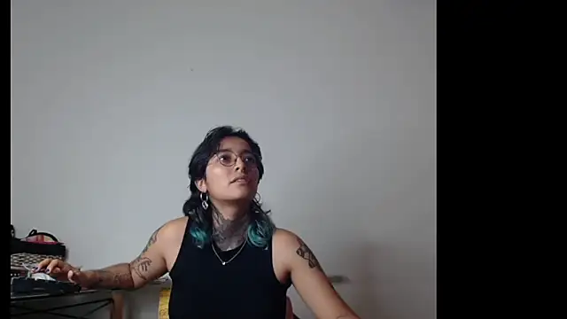 Snapshot of Ivyravens chatting on 02.16.26 Ivyravens online show from 02.16.26