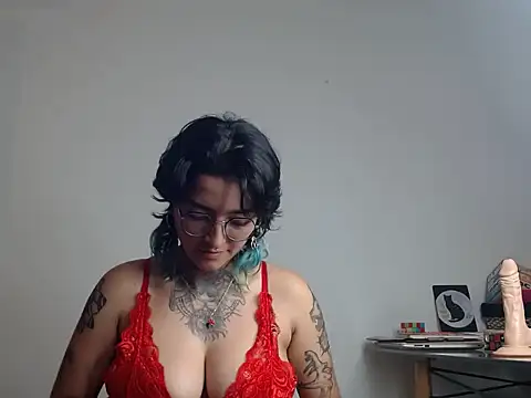 Snapshot of Ivyravens chatting on 02.26.26 Ivyravens online show from 02.26.26