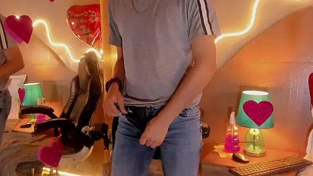 Snapshot of Christian_Foxx chatting on 02.14.26 Christian Foxx online show from 02.14.26