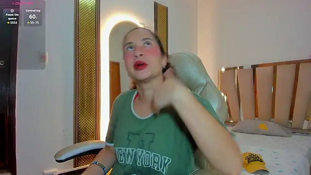 Snapshot of NoaMalak7 chatting on 02.27.26 NoaMalak7 online show from 02.27.26